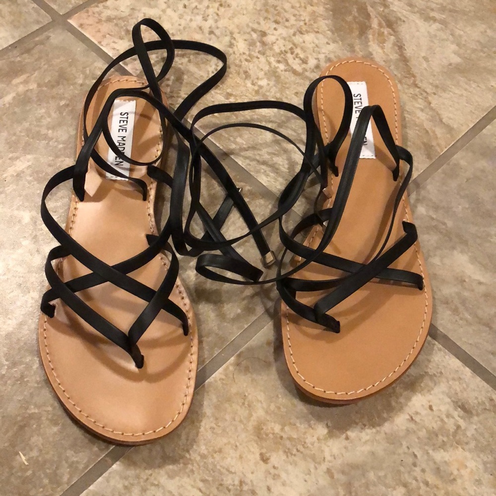 Steve Madden Keyes Sandals